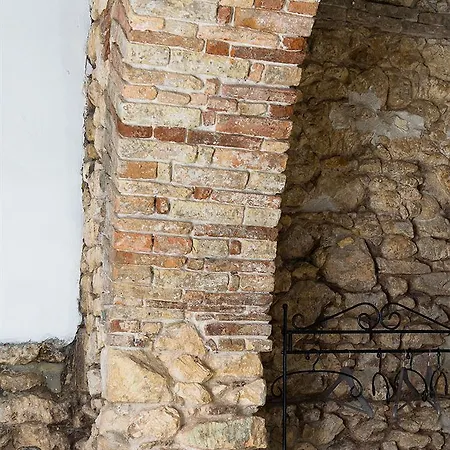 Via Garibaldi 120